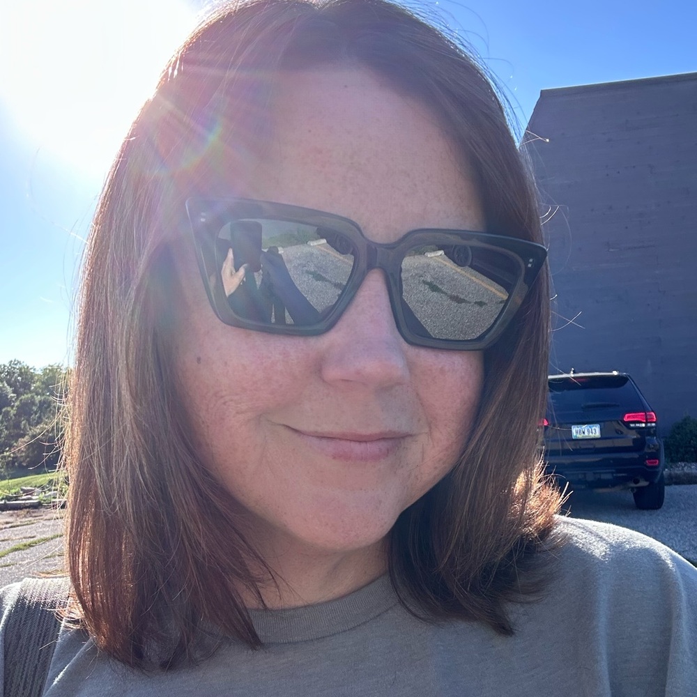 Meet your Posher, Meagen